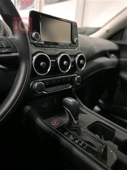 نيسان سنترا